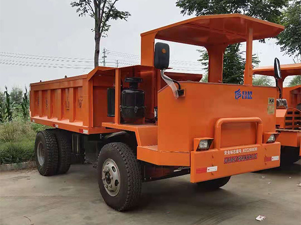 礦用運輸車維護(hù)方法